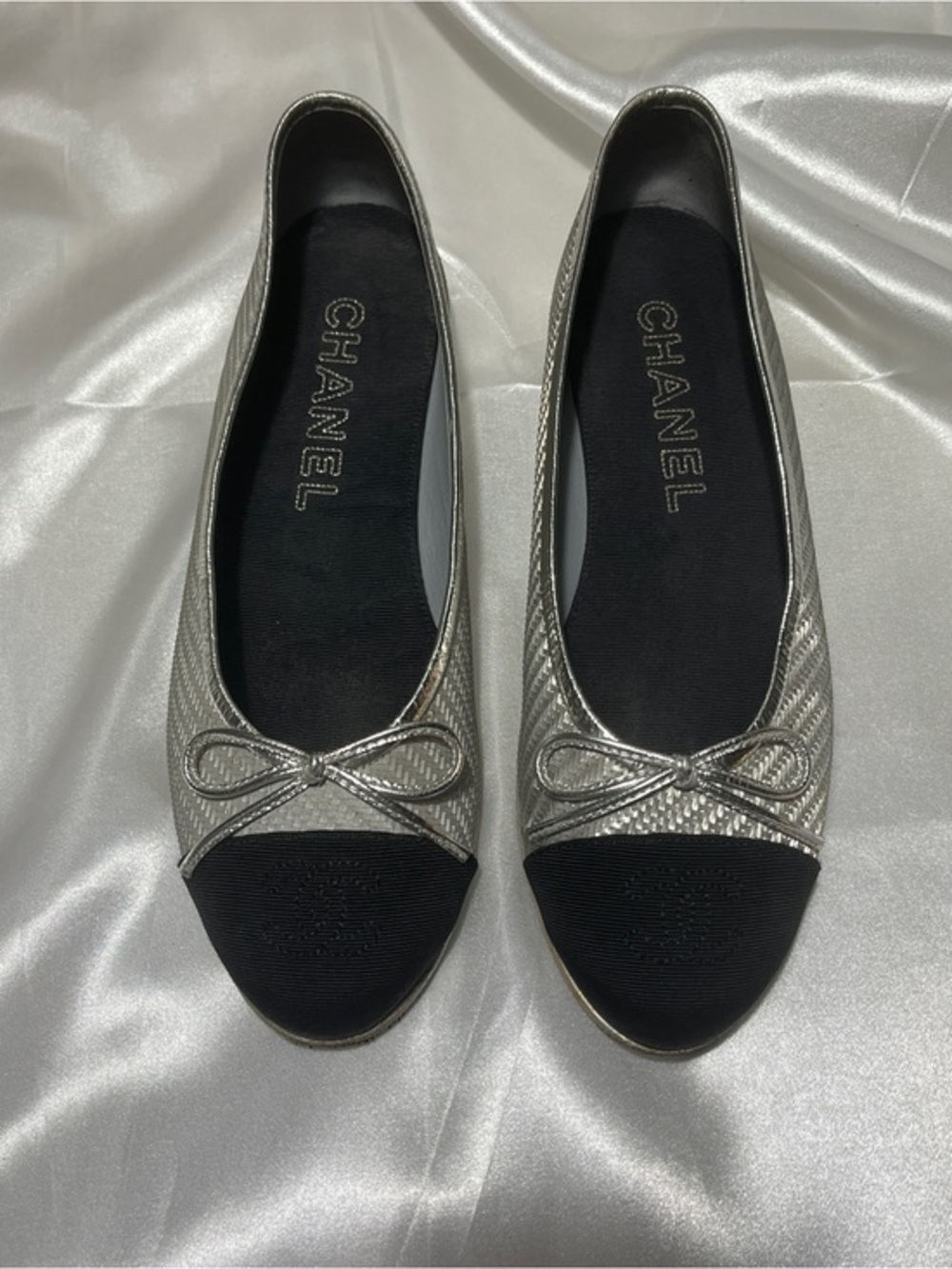 Taking offers! CHANEL Silver and Black Quilted Cap-Toe Ballet Flats